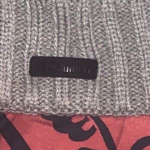 Columbia woman’s OS gray beanie hat